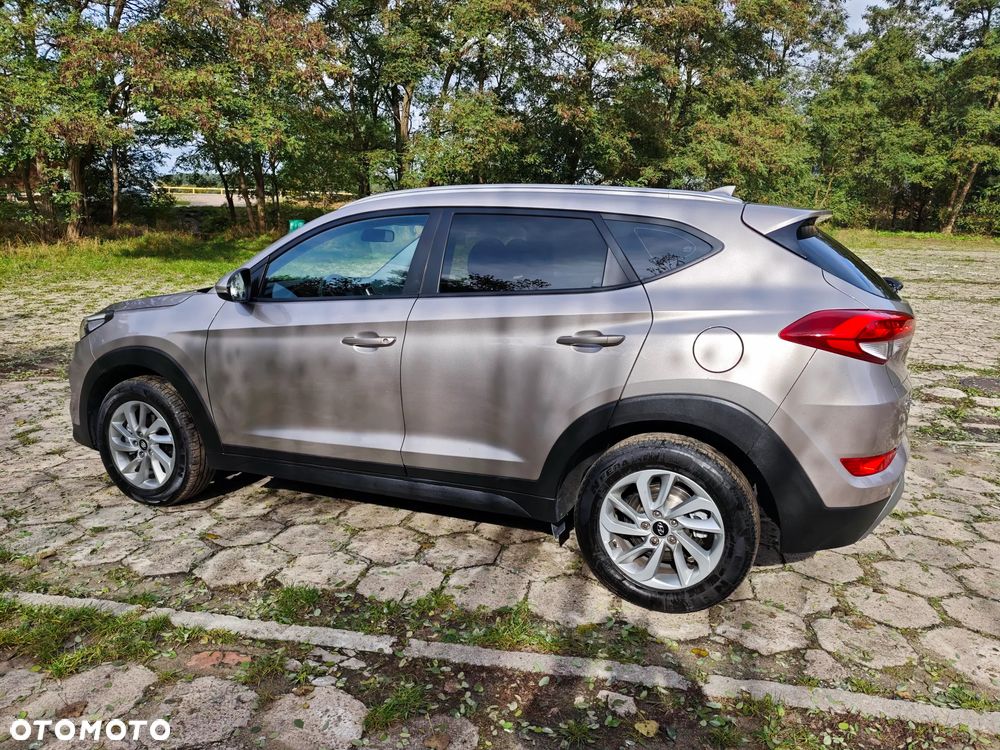 Hyundai Tucson 2.0 CRDi 4WD Automatik Advantage - 3