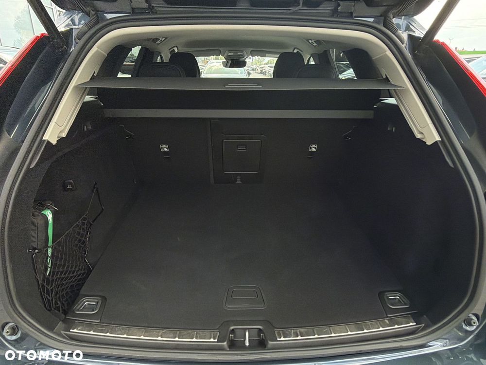 Volvo XC 60 - 30