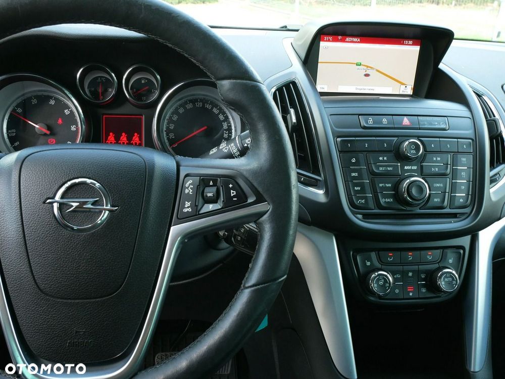 Opel Zafira - 16