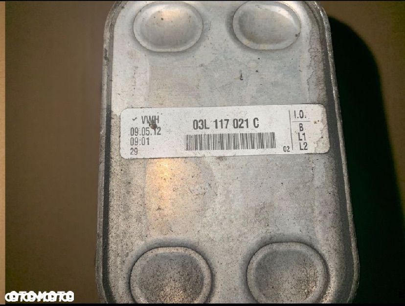 03L117021C Chłodniczka podstawa filtra oleju vw tiguan 5N FL touran golf - 3