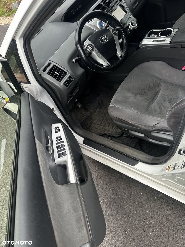 Toyota Prius+ 1.8 HSD Active - 17