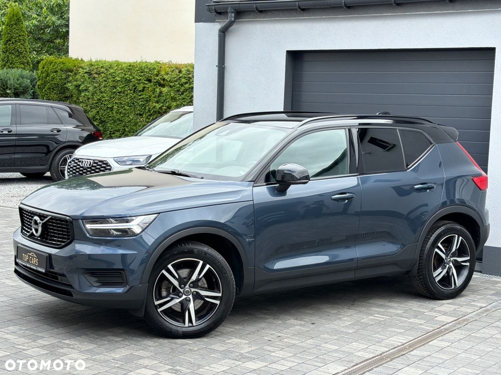 Volvo XC 40 B3 B DKG Ultra Dark - 28