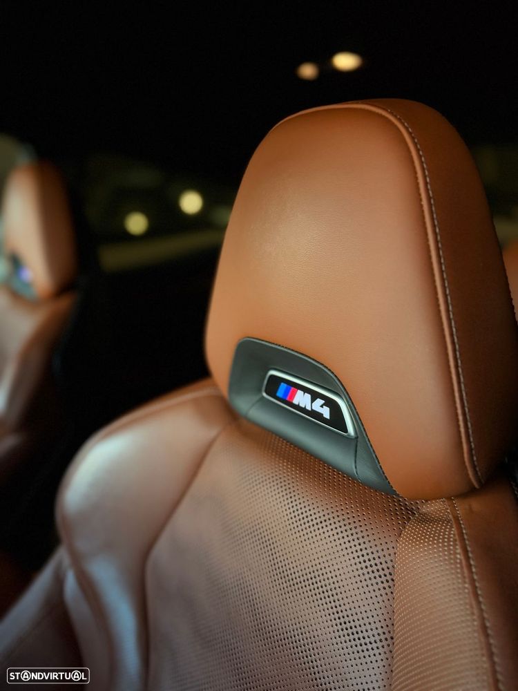 BMW M4 Competition xDrive - 25