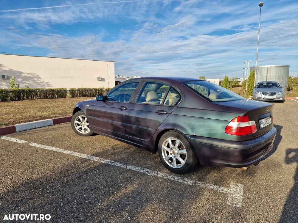 BMW Seria 3 318i - 4