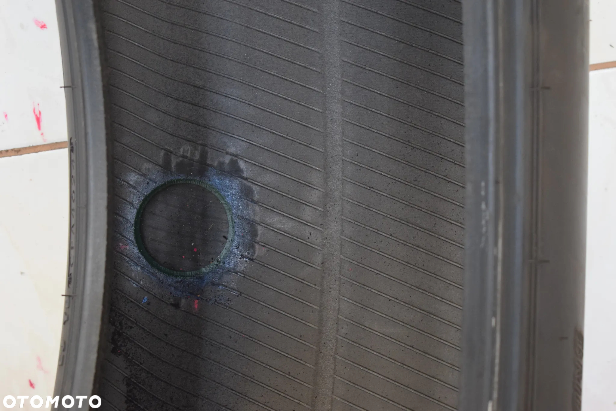 R20 235/50 Bridgestone Alenza 001 Cena za parę - 9