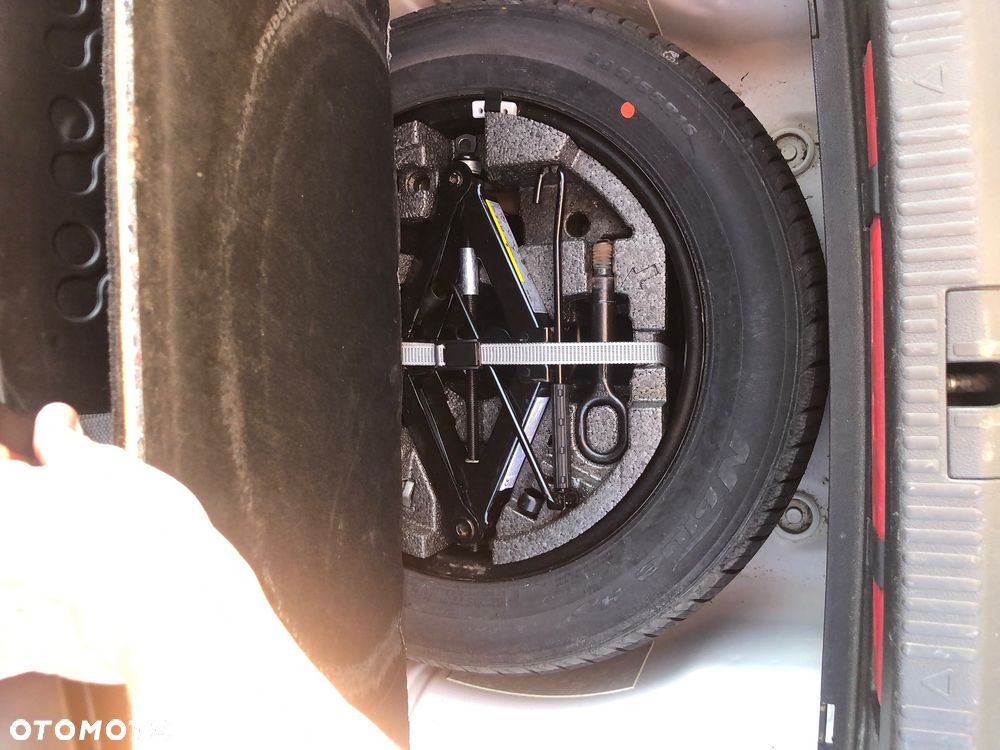 Skoda Superb 2.0 TDI Ambition DSG - 9