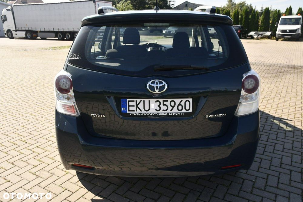 Toyota Verso - 10