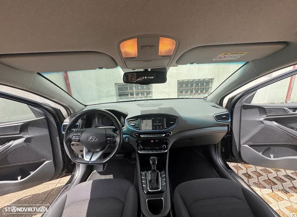 Hyundai Ioniq 1.6 GDI HEV Hybrid Tech - 6
