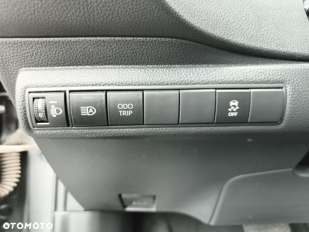 Toyota Corolla - 23
