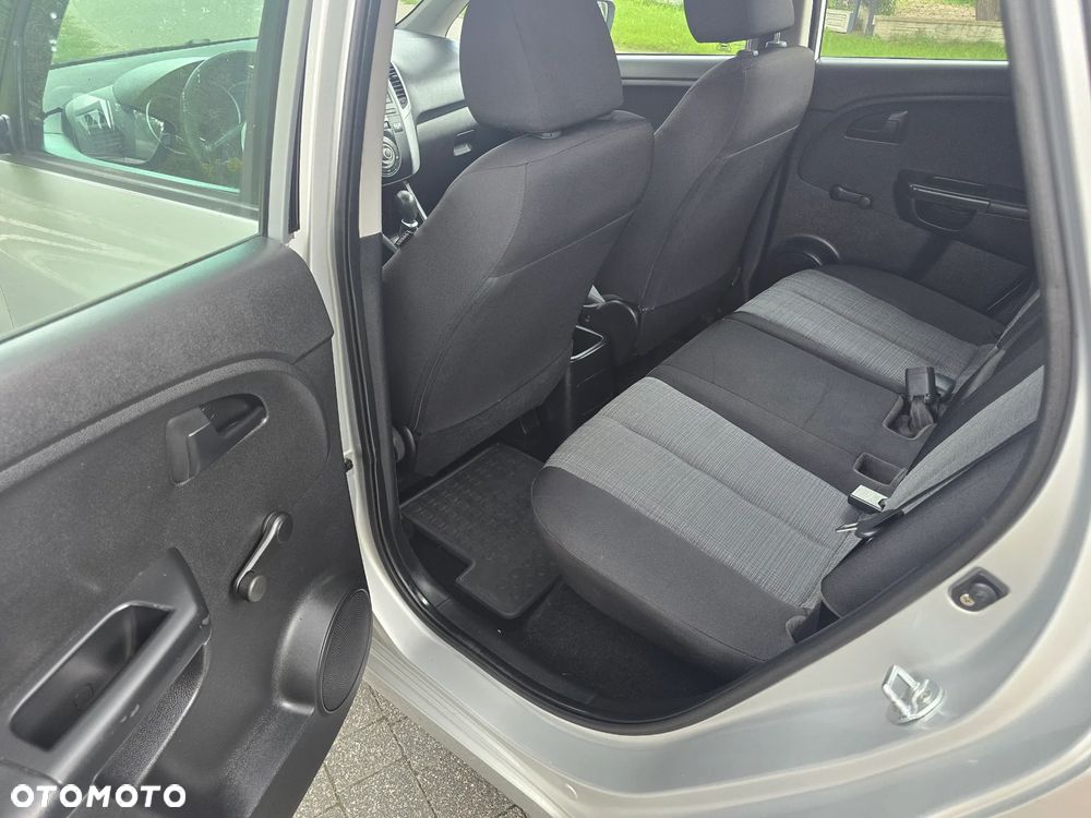 Kia Venga 1.4 L - 11