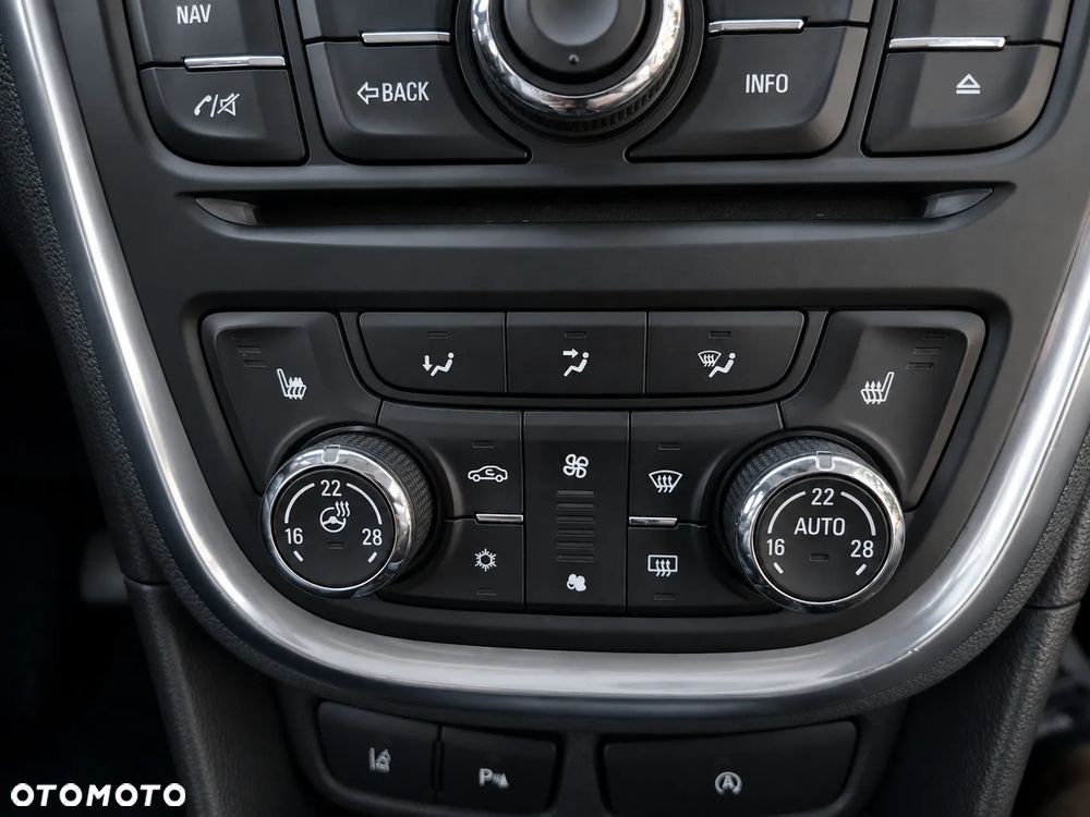 Opel Mokka 1.6 CDTI Cosmo S&S - 9