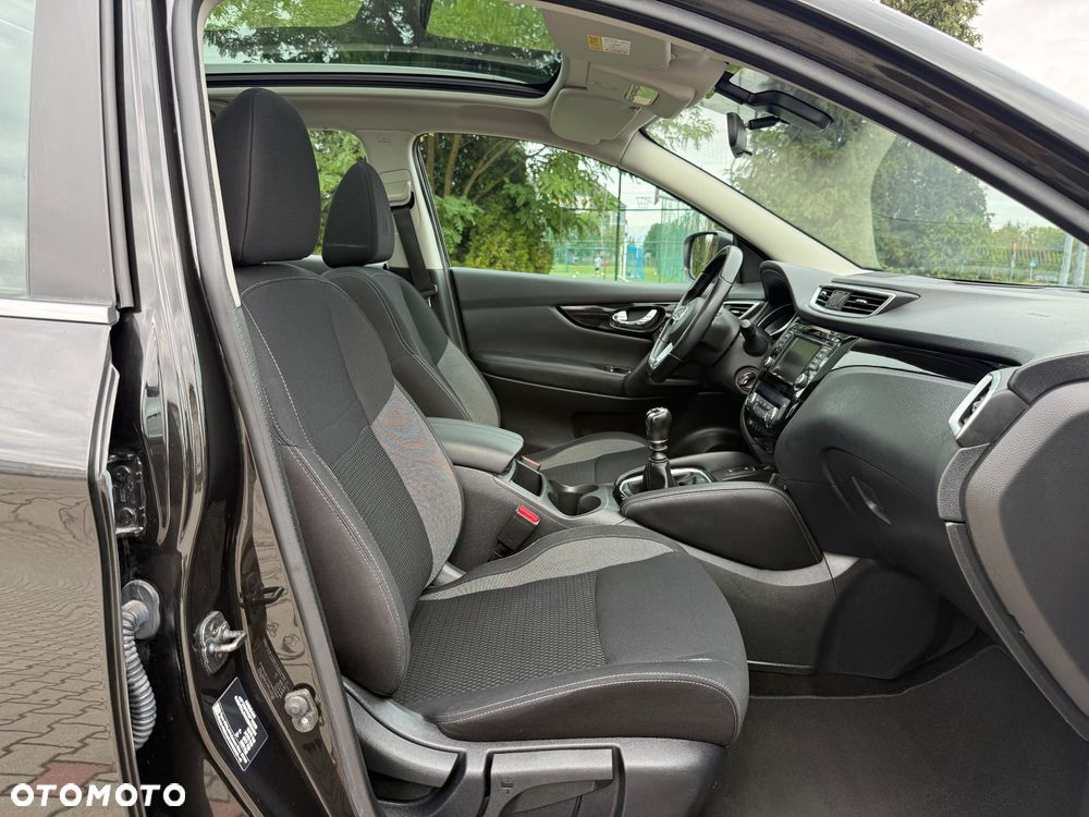 Nissan Qashqai 1.3 DIG-T Tekna - 18