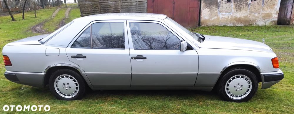 Mercedes-Benz W124 (1984-1993) - 3