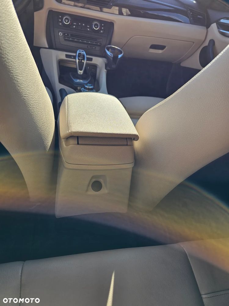 BMW X1 xDrive20i - 23