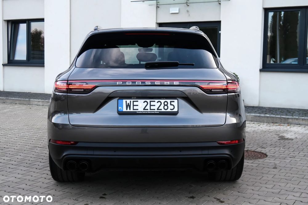 Porsche Cayenne Standard - 15
