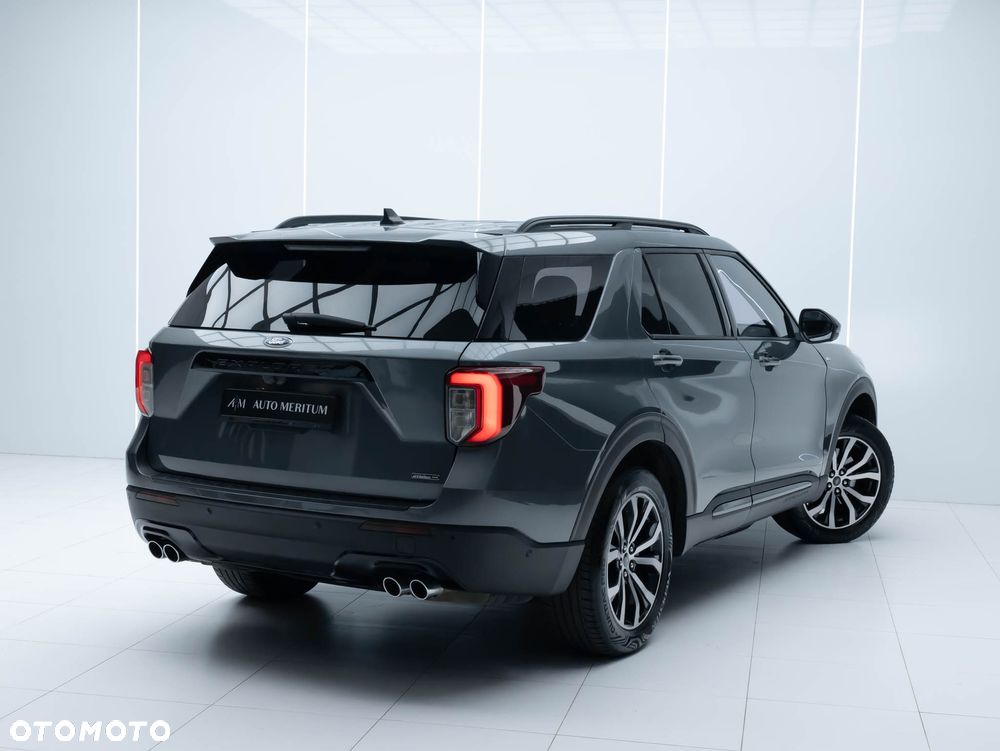 Ford Explorer 3.0 EcoBoost PHEV 4WD ST-Line - 10