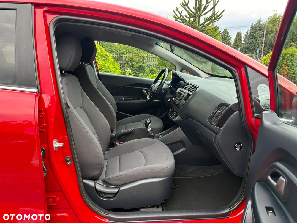 Kia Rio - 18