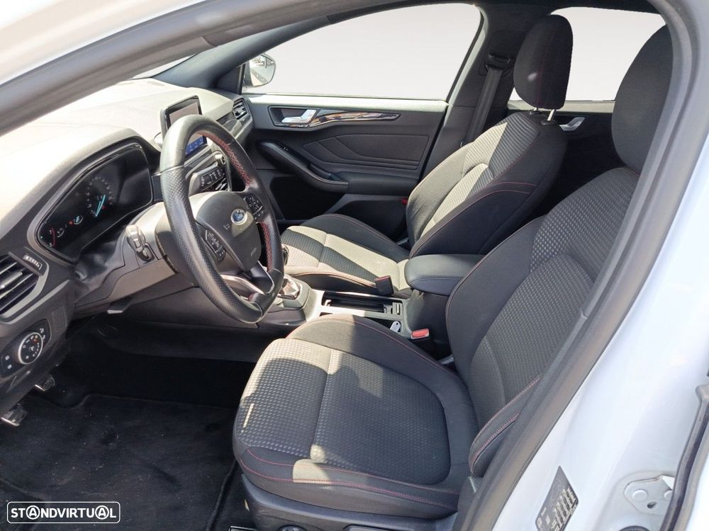 Ford Focus 1.0 EcoBoost ST-Line - 9