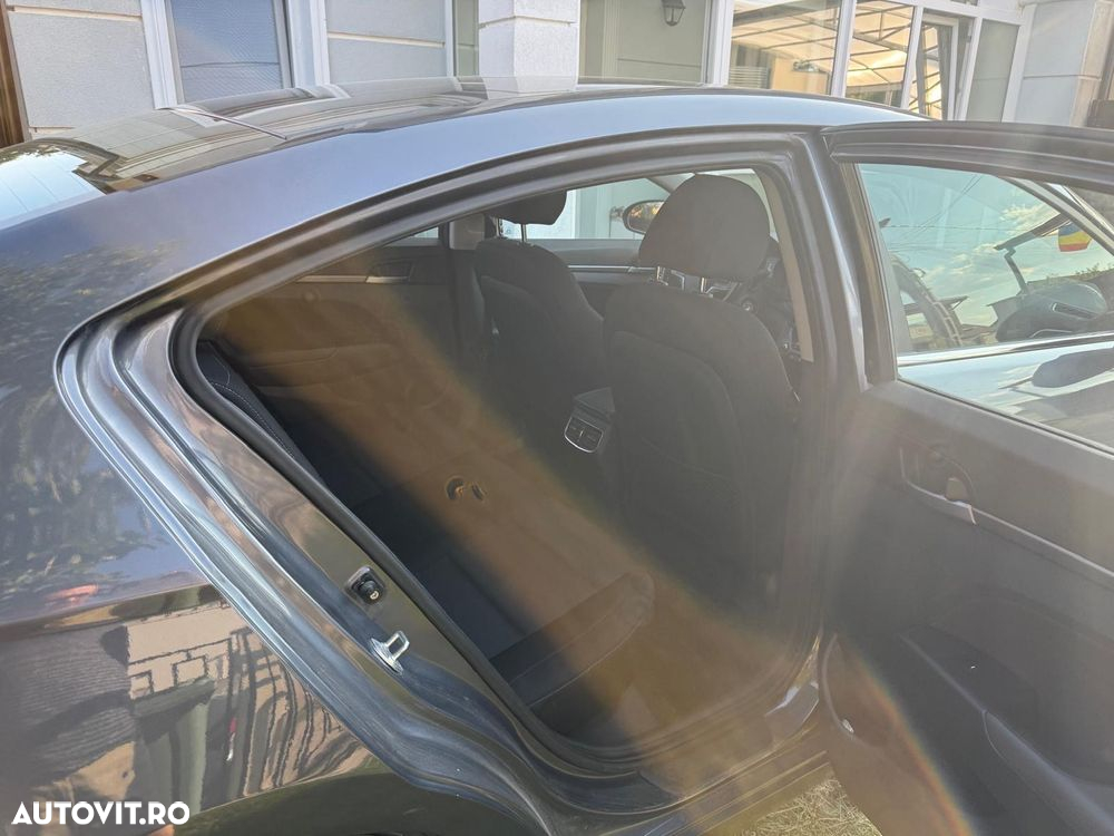Hyundai Elantra 1.6 MPi Exclusive - 8