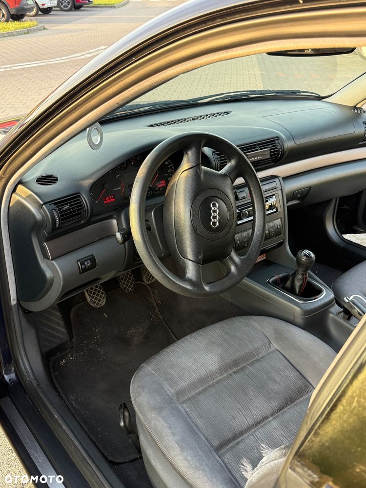 Audi A4 Avant 1.6 - 17