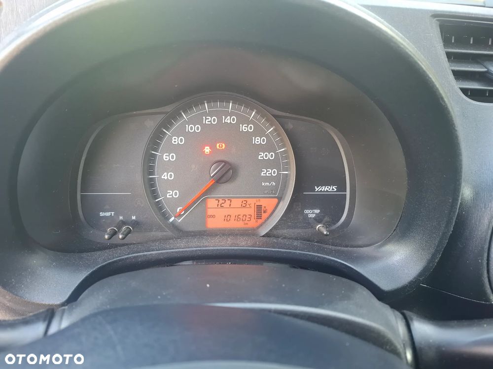 Toyota Yaris 1.0 Terra A/C - 7