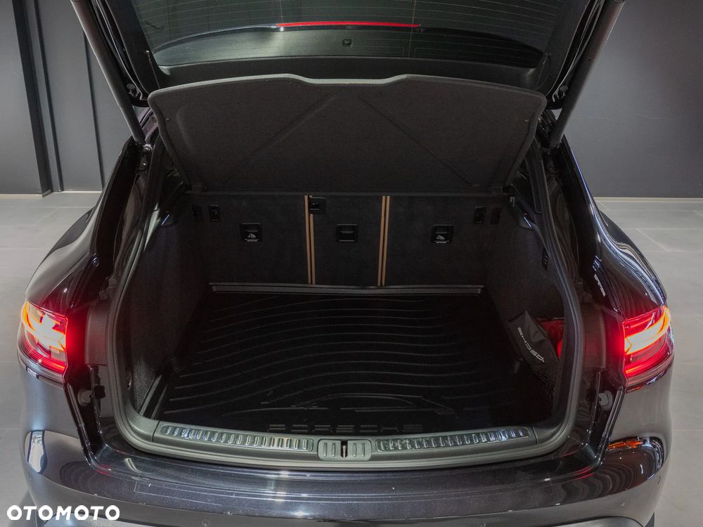 Porsche Macan Standard - 25