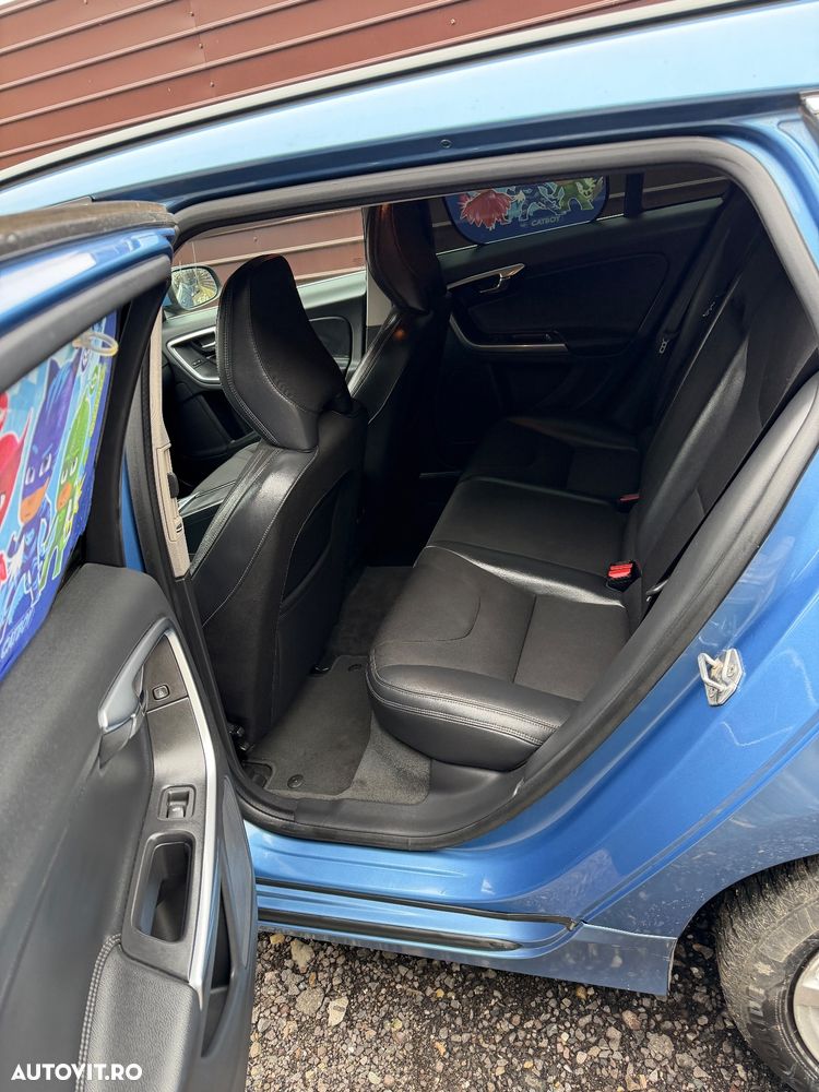 Volvo V60 D2 - 6