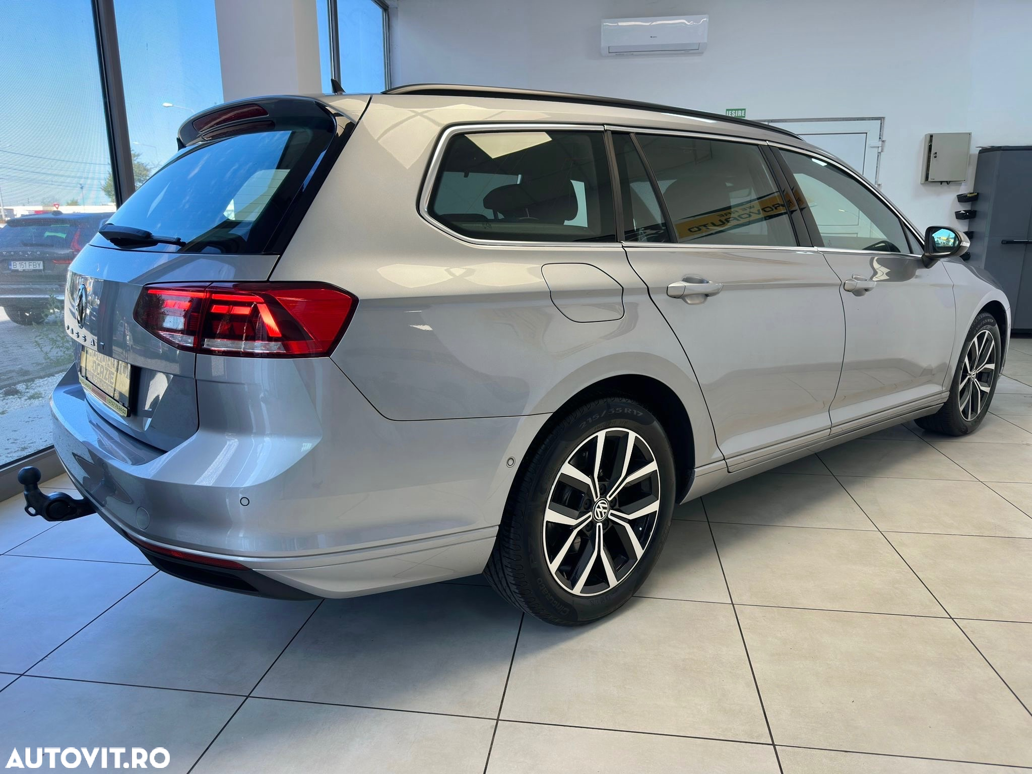 Volkswagen Passat Variant 2.0 TDI DSG Highline - 4