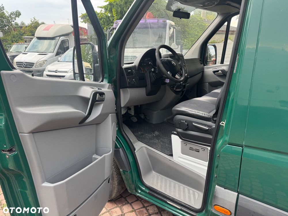 Mercedes-Benz SPRINTER - 9