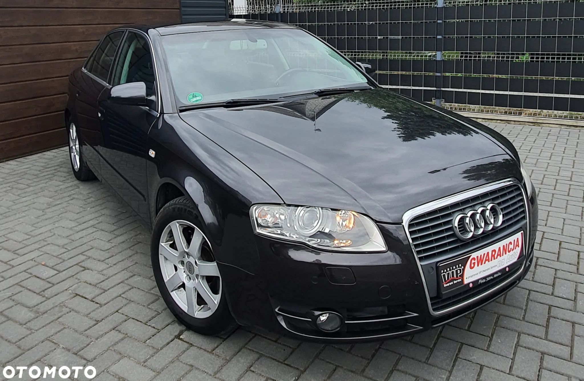 Audi A4 - 1