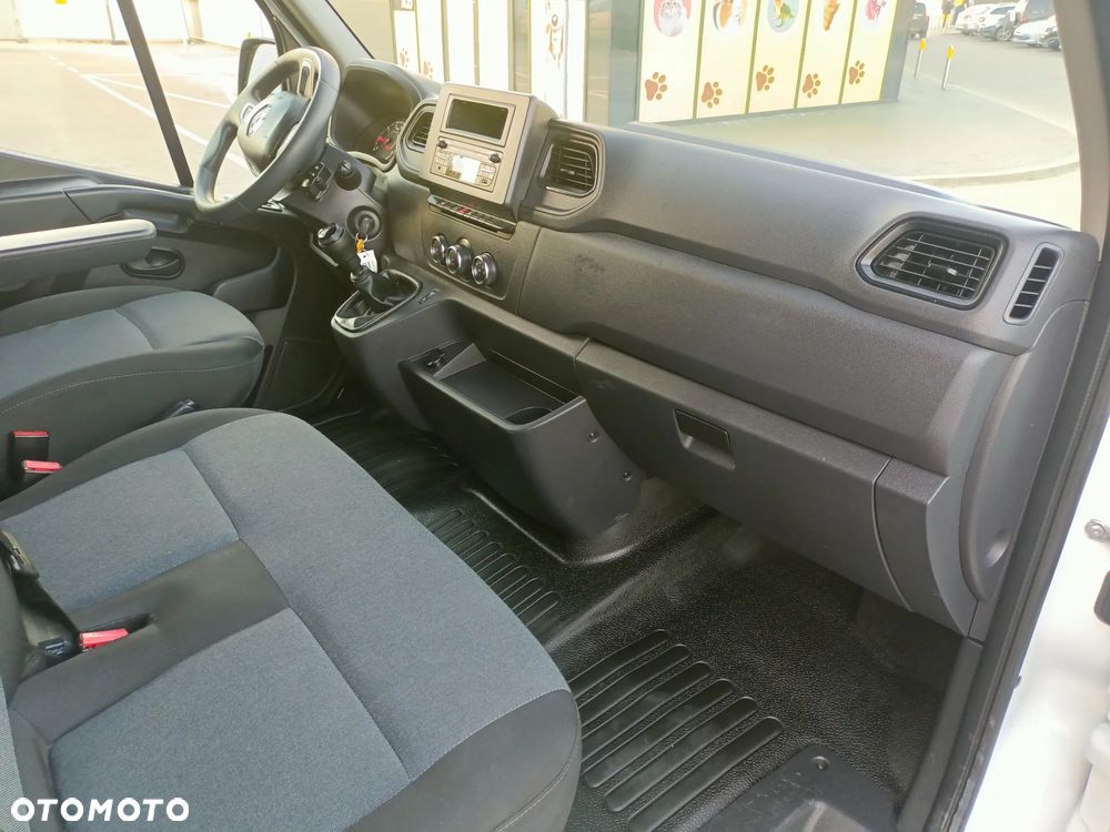 Renault MASTER L3H2 2022/2023 - 31