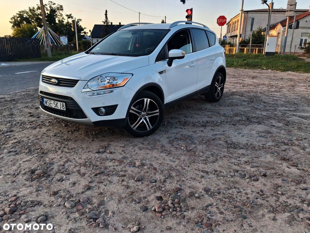 Ford Kuga 2.0 TDCi 4x4 Titanium - 14