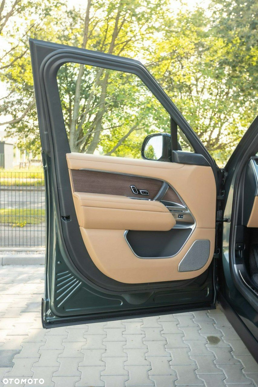 Land Rover Range Rover - 20