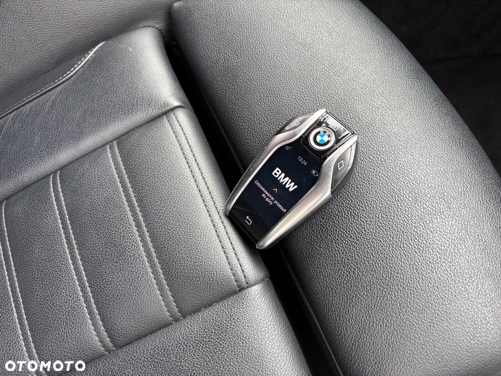 BMW Seria 3 320d M Sport Shadow - 17