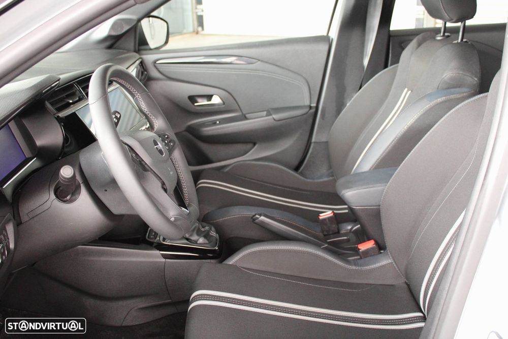 Opel Corsa 1.2 T GS - 10