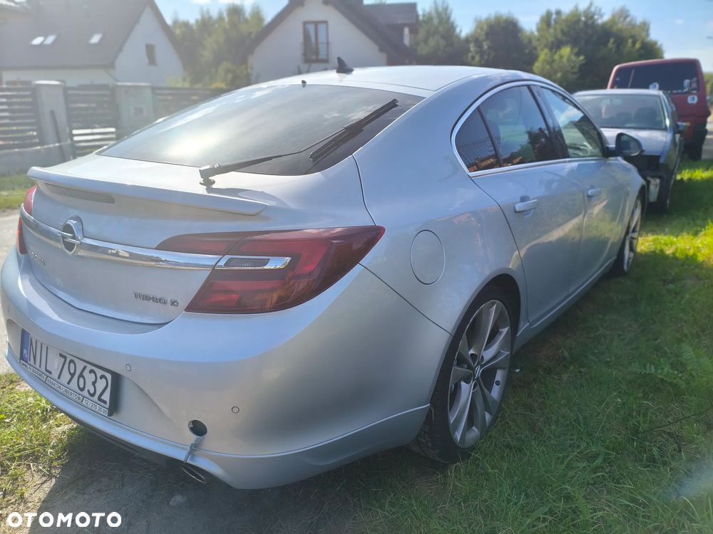 Opel Insignia 2.0 T Cosmo 4x4 - 4