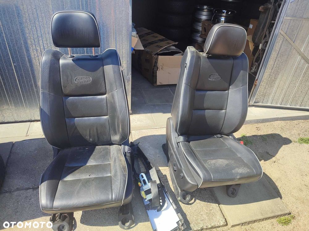 Jeep Grand Cherokee Overland fotele przednie kompletne 2011-13