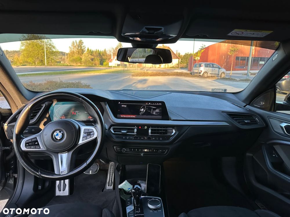 BMW Seria 2 220d xDrive M Sport sport - 23