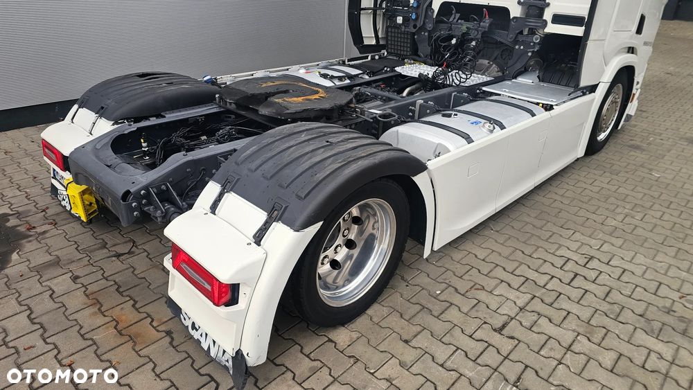 Scania R460 SUPER - 14
