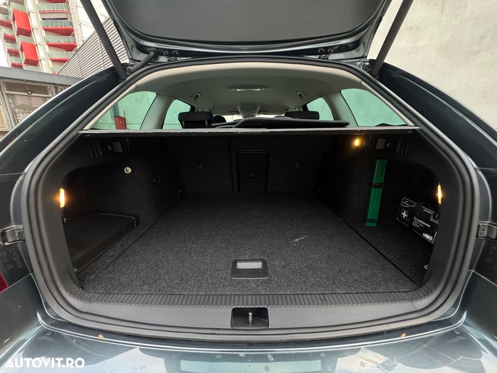 Skoda Octavia 2.0 TDI DSG Sport Edition - 35