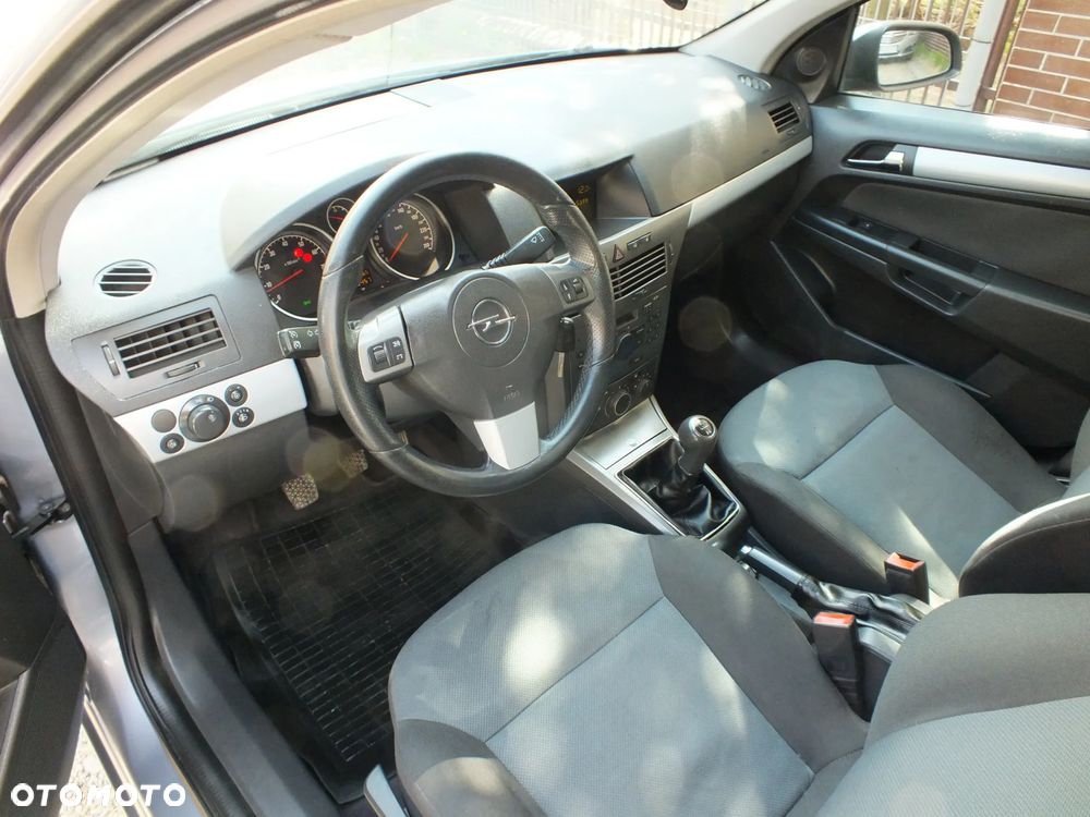 Opel Astra - 8