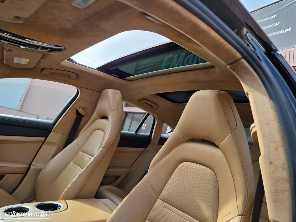 Porsche Panamera Turbo - 15