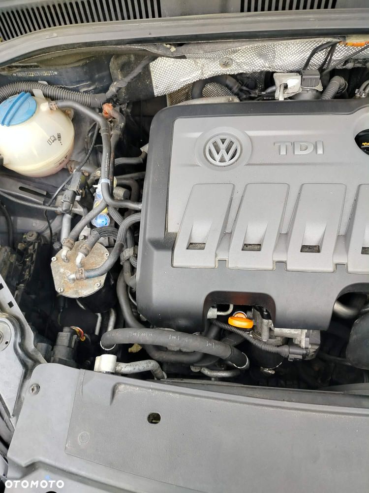 Volkswagen Sharan - 8