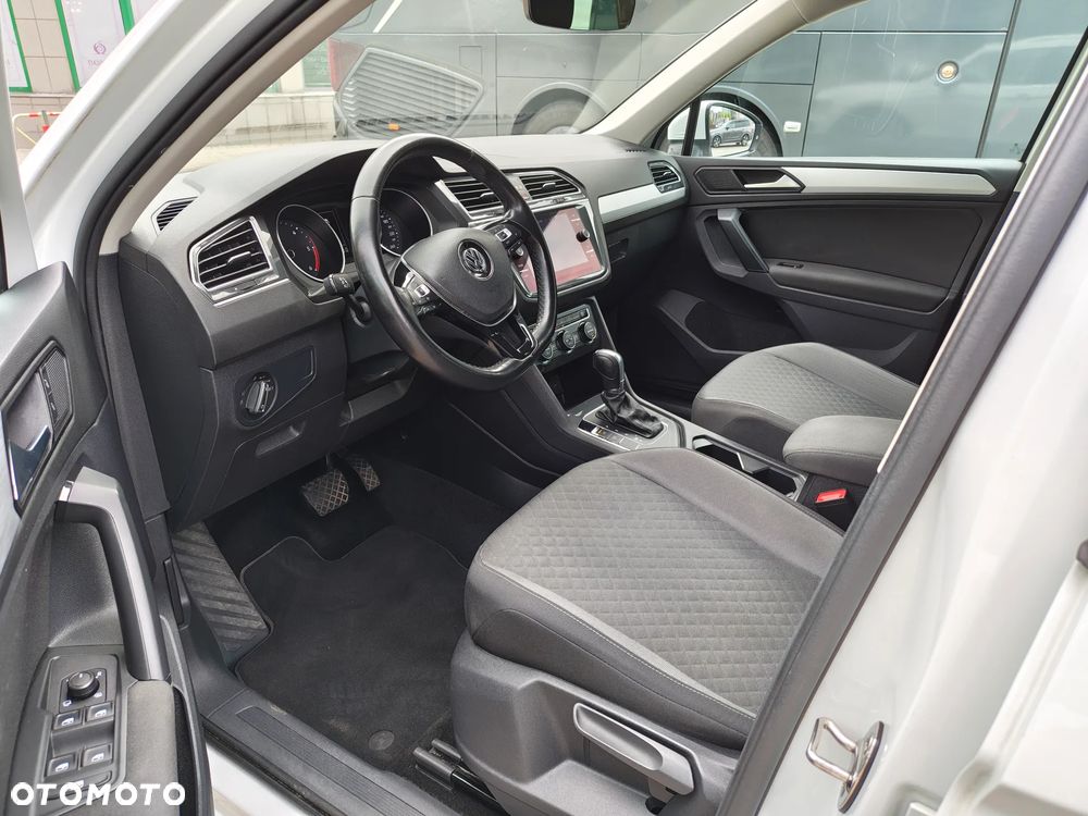 Volkswagen Tiguan 2.0 TDI SCR DSG Elegance - 16