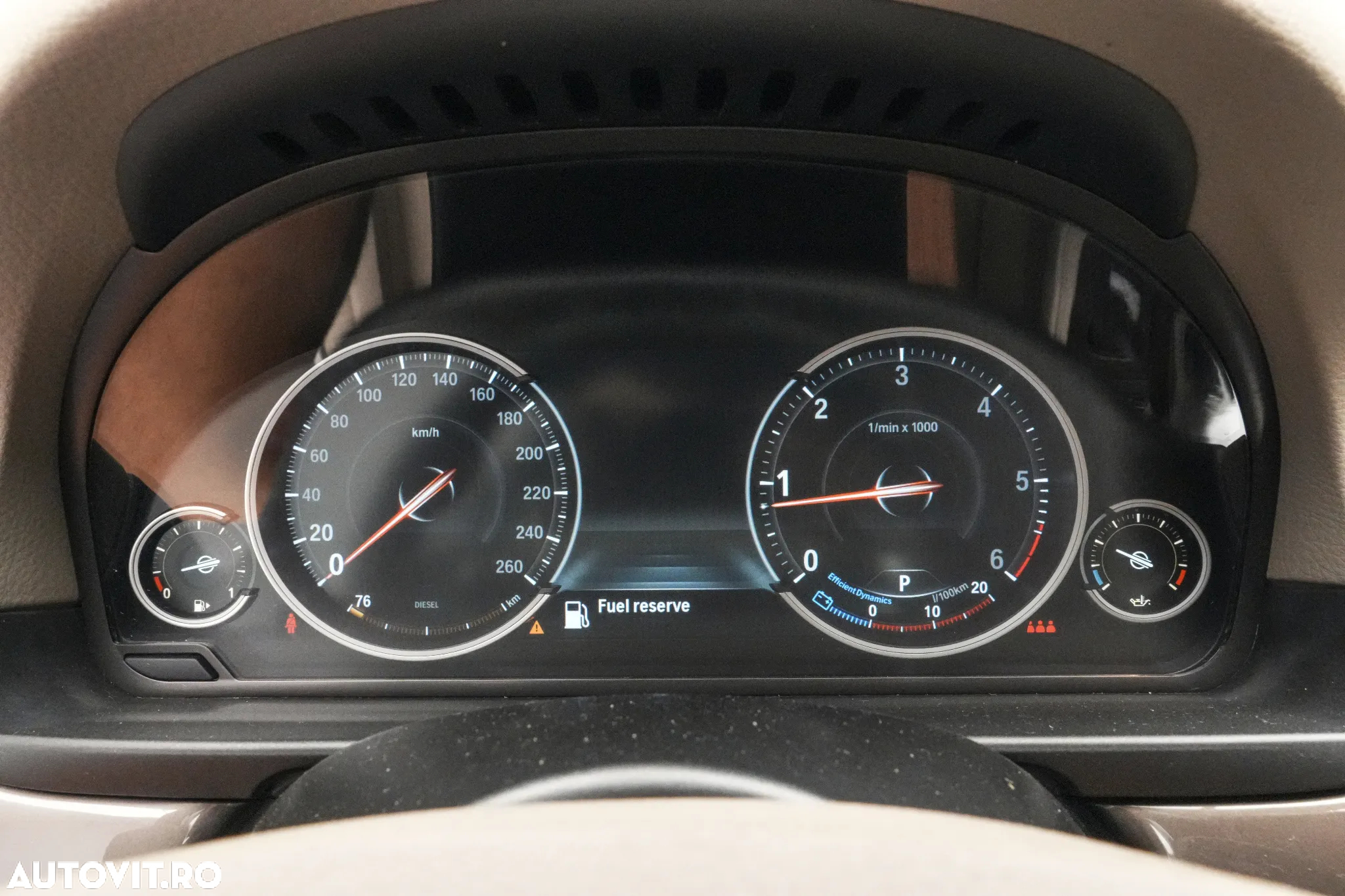 BMW Seria 5 525d xDrive Touring - 24