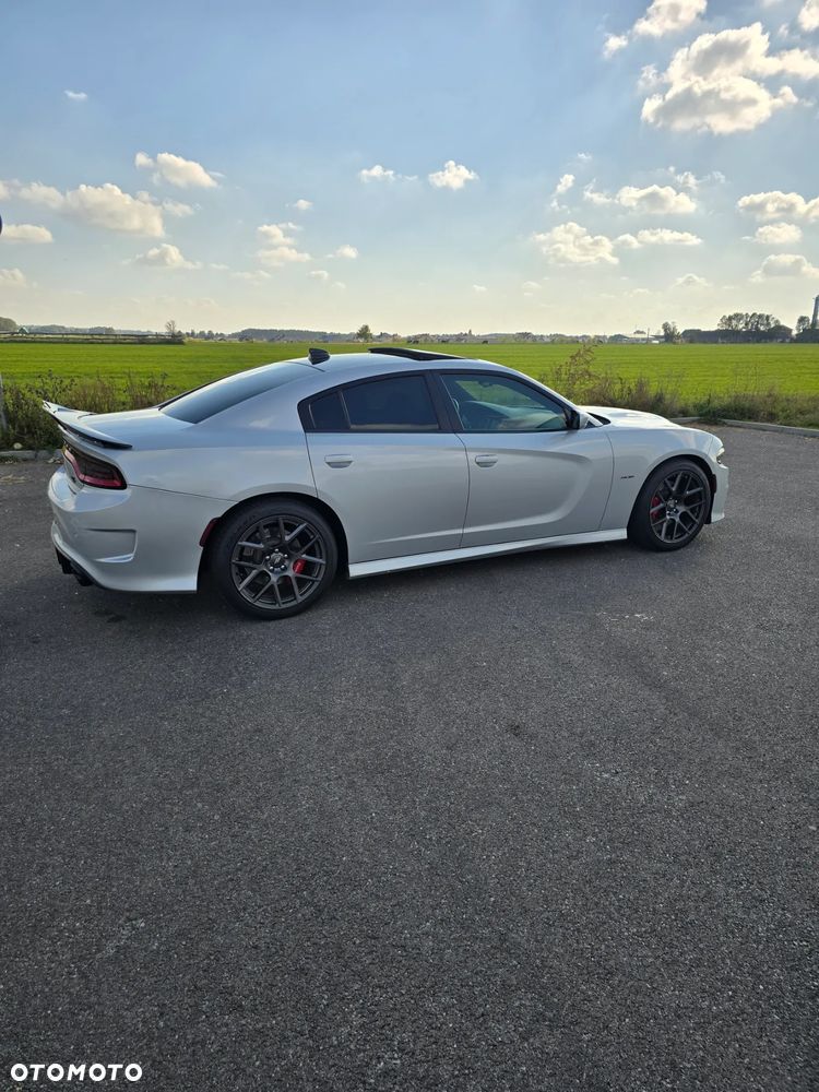 Dodge Charger 5.7 R/T - 10