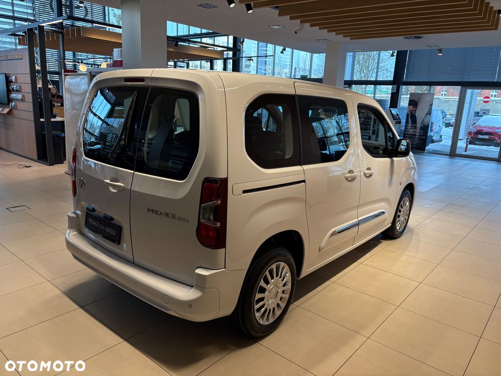 Toyota Proace City Verso 1.5 D-4D Business - 7