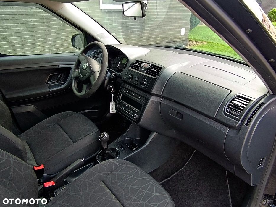 Skoda Roomster 1.4 16V Comfort - 23