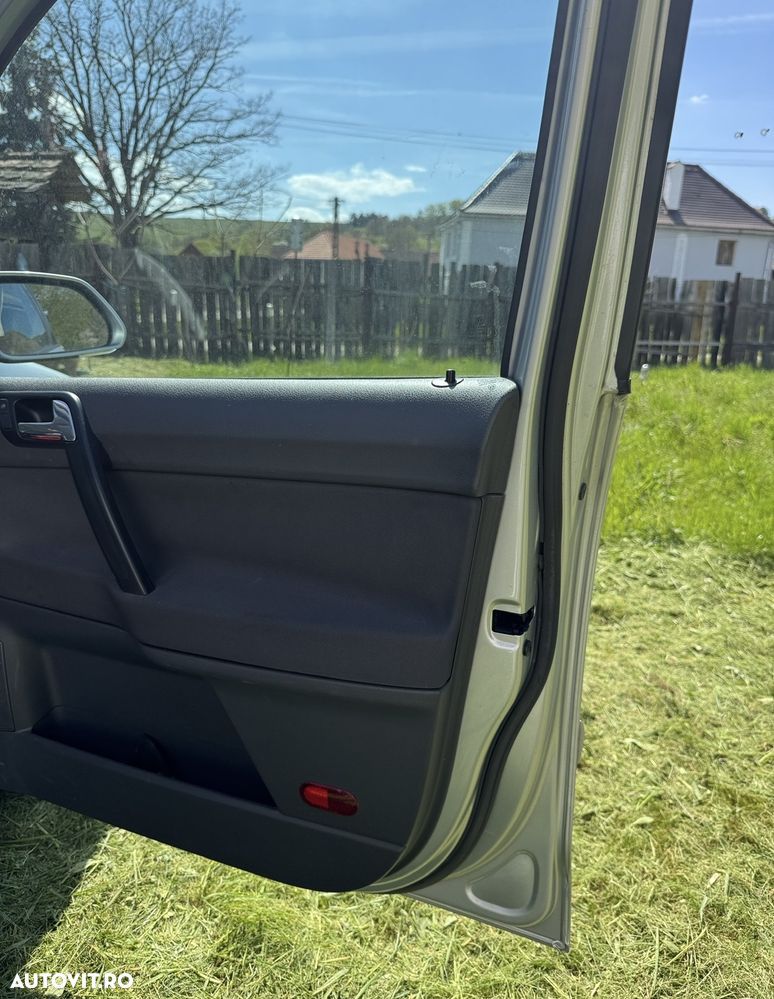 Volkswagen Polo Standard - 9