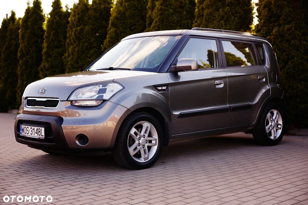 Kia Soul 1.6 CRDI M - 12
